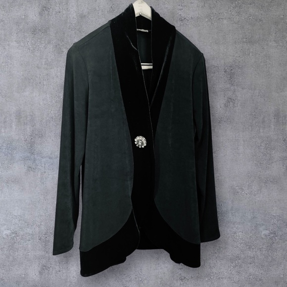 Vintage CHICO’s Travelers black velvet tuxedo jacket rhinestone clasp Large - Picture 1 of 10